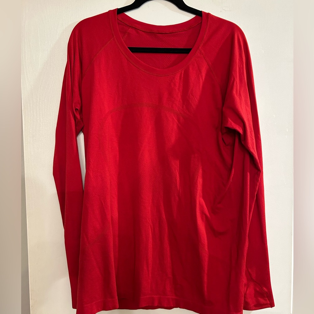 Women’s Lululemon Swift Long Sleeve Shirt in Red, size 16